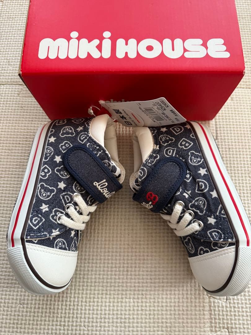 新品　日本製　ミキハウス　スニーカー　16