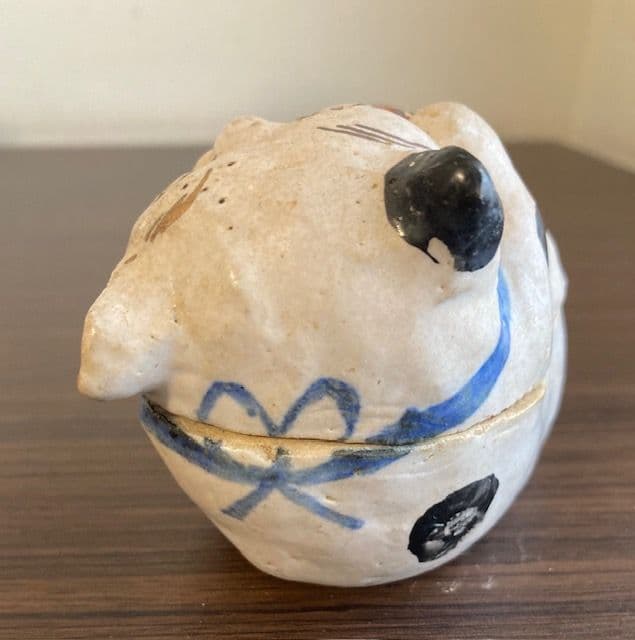 ささきようこ　猫　猫小物入れ　鯛　陶器　陶芸