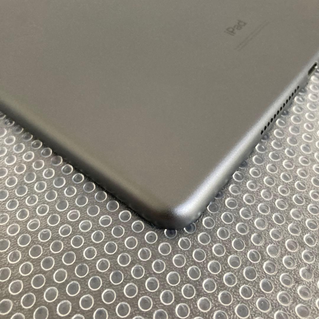 2962【早い者勝ち】iPad8 第8世代 32GB WIFIモデル☆