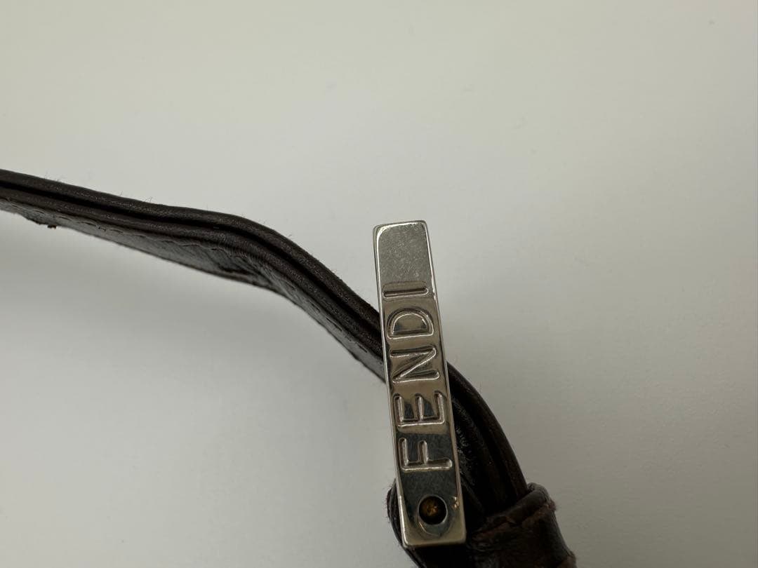 美品Fendi ロゴハンドバッグ