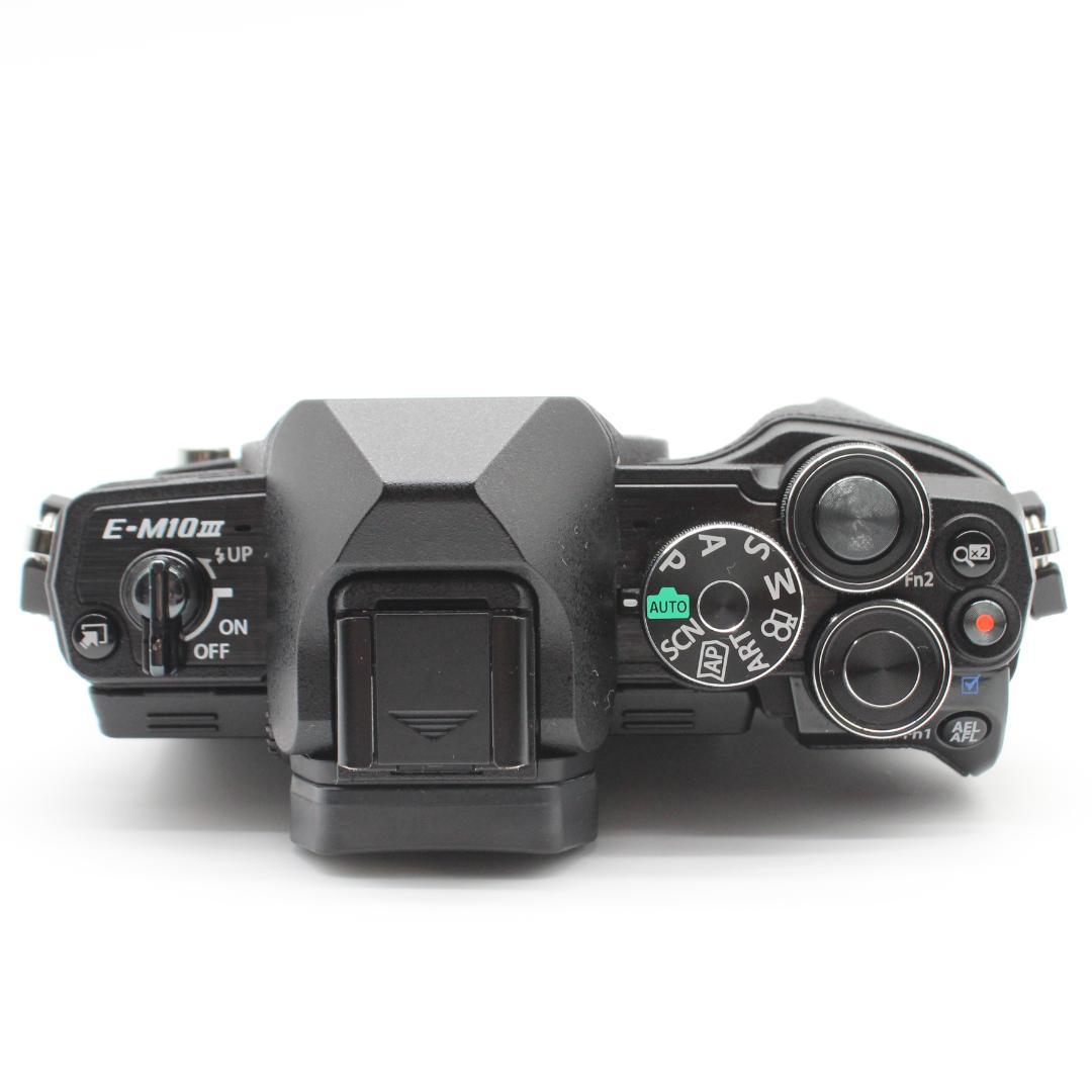 OLYMPUS E-M10 Mark III EZダブルズームキット ブラック