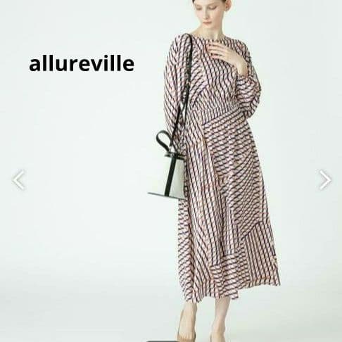 新品未使用　アルアバイル　バイヤスキカPTシャーリングワンピース　総柄　手洗い可