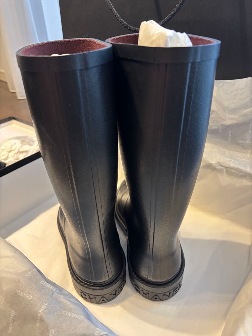 【新品未使用】CHANEL シャネル　レインブーツ　38 ジェニー着用