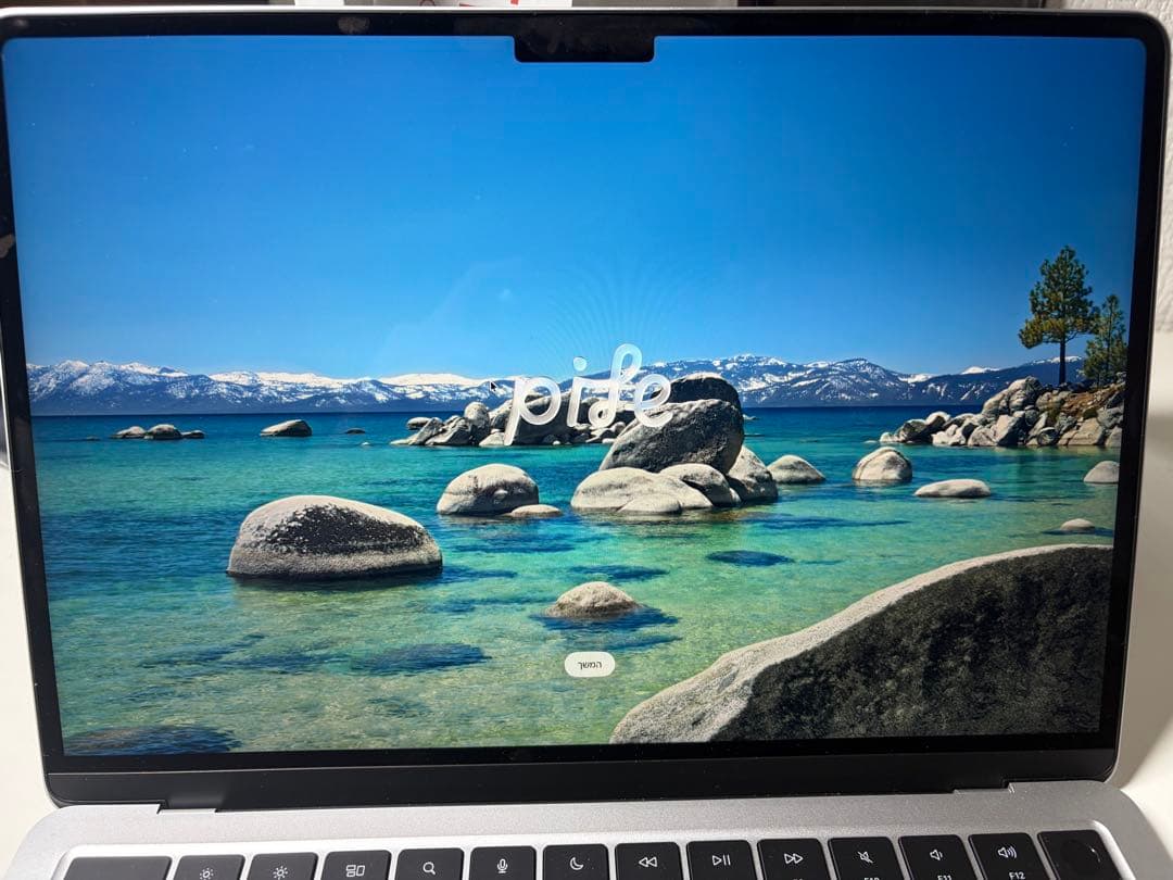 Apple MacBook Air M4 シルバー 256gb 13インチ