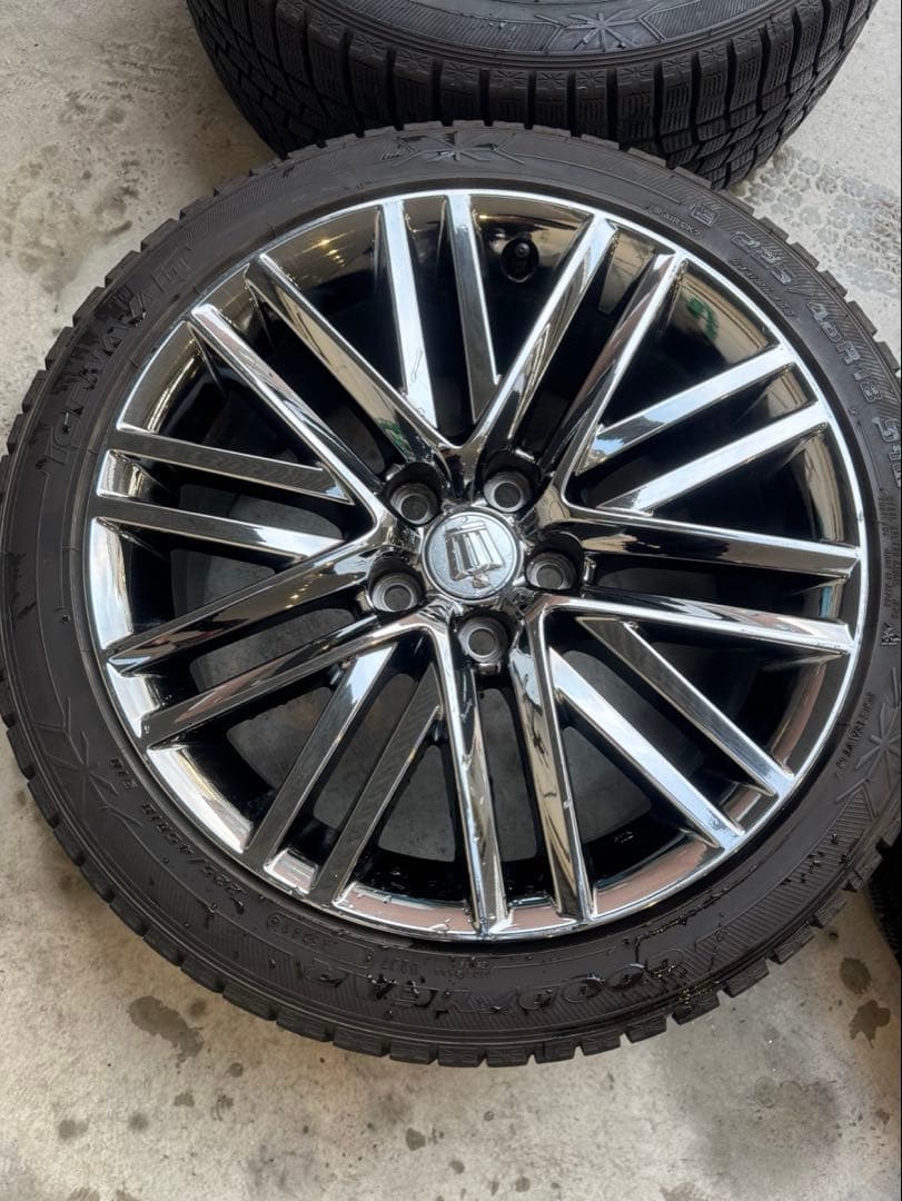 21クラウン スタッドレスタイヤ ホイールセット 18インチ