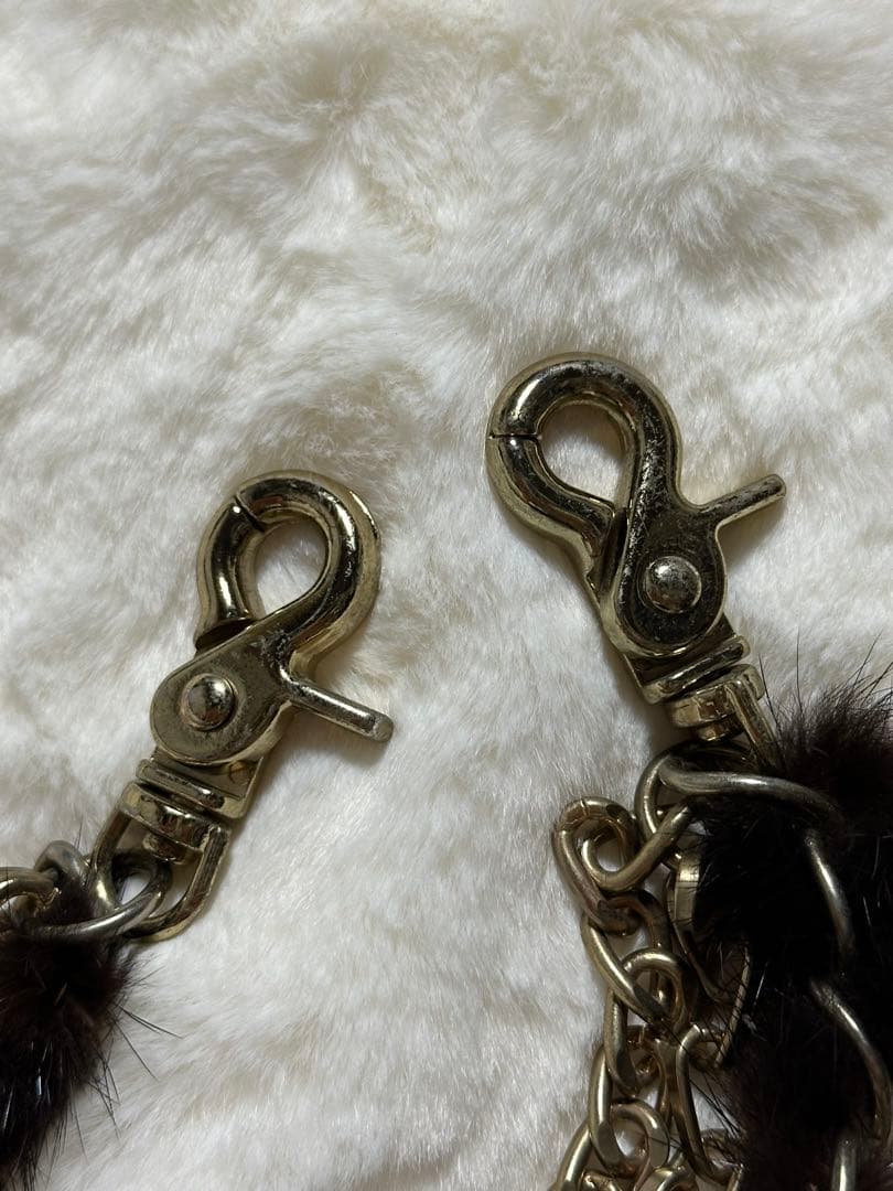 d.i.a. ファー付き ベルト　チェーン　ゴールド