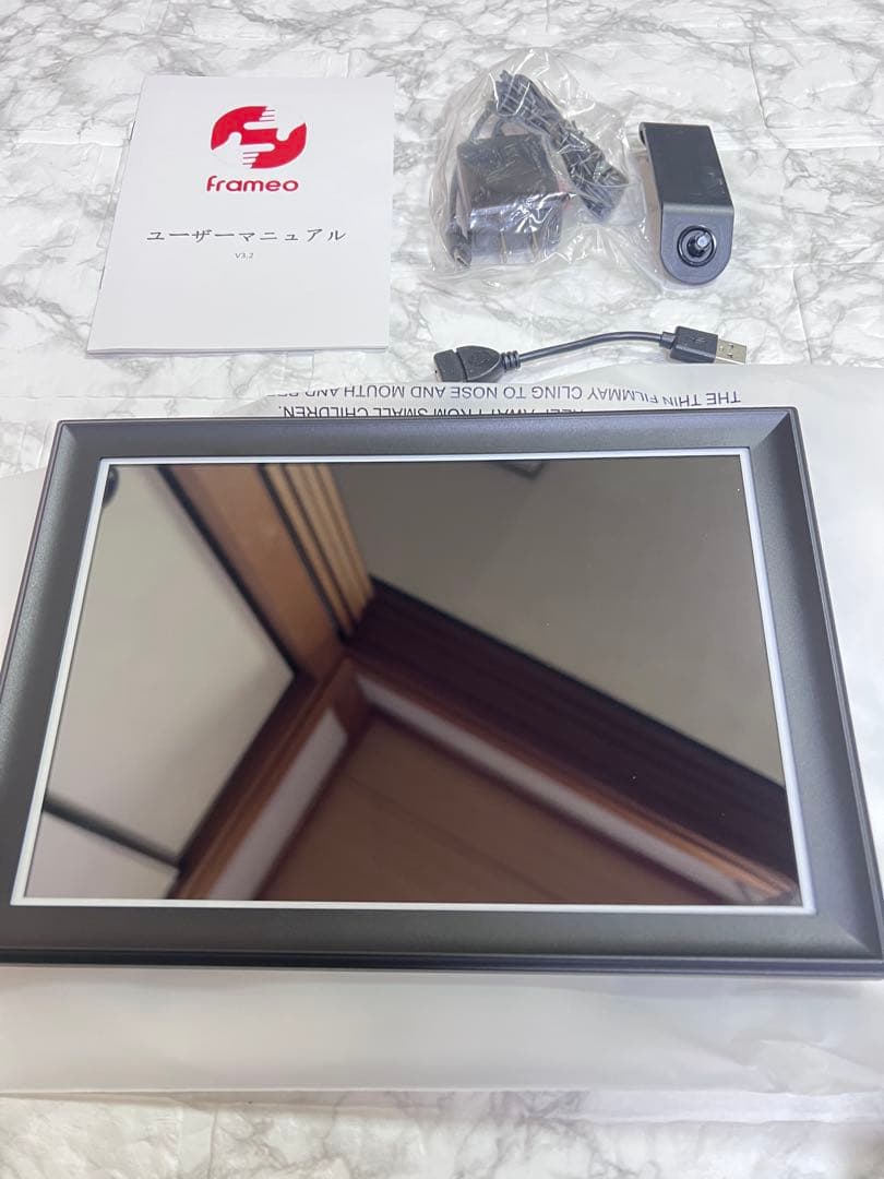 デジタルフォトフレーム WiFi 10.5インチ タッチスクリーン 64GB