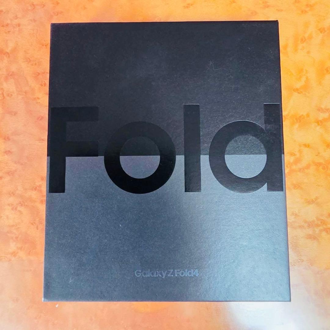 SAMSUNG Galaxy ZFold4 au 256GB グレーグリーン