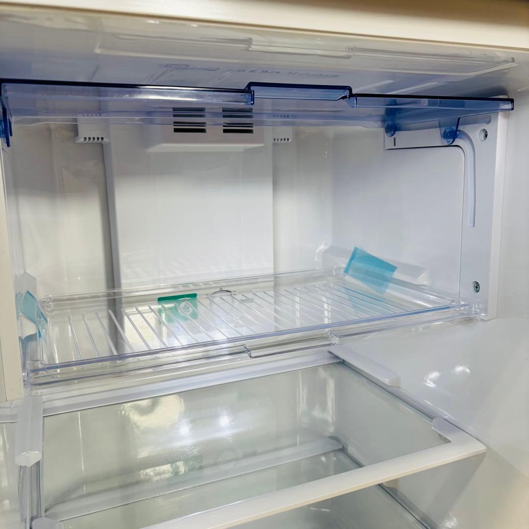 美品 SHARP 225L 冷蔵庫 おしゃれ ステンレス【地域限定配送無料】