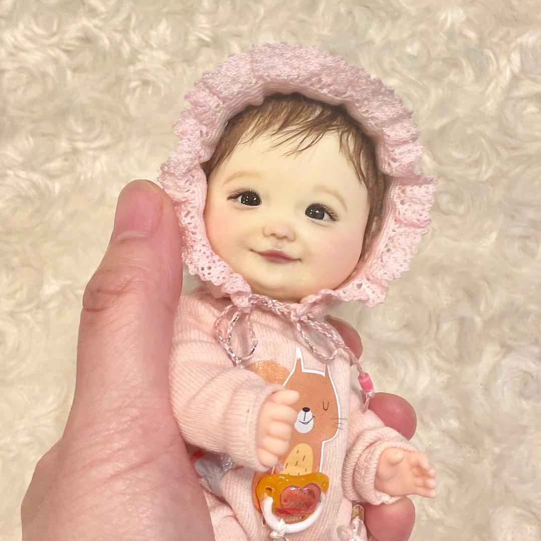 樹脂粘土ベビー おしゃぶりベビー ごきげん