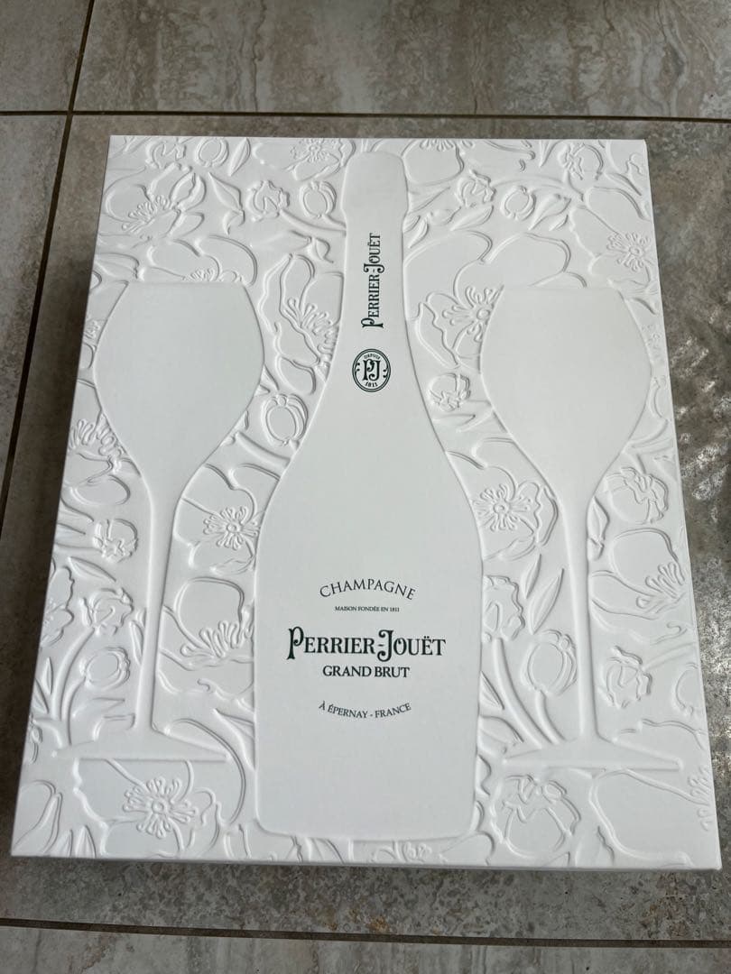 ペリエジュエ グラン ブリュット グラス2脚セット [箱付] 750ml