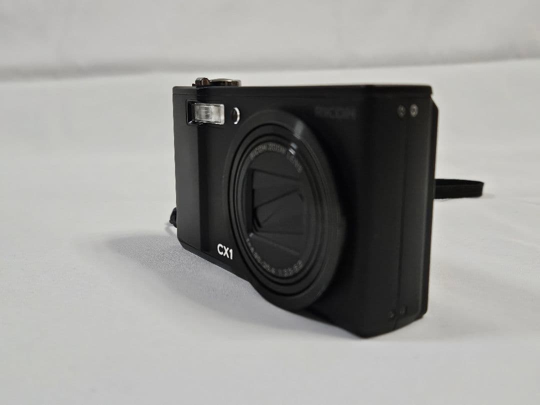 3連休限定価格【箱・純正ケース・予備バッテリー付】RICOH リコー CX1