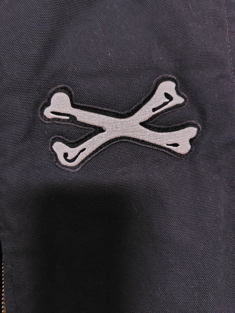 Carhartt クロスボーン刺繍 ブラックベスト　ダック生地裏地キルティング