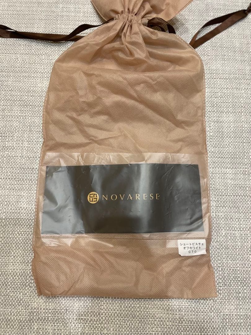 ノバレーゼ　ショートビスチェ（C70)　ガードル（M）　セット　オフホワイト