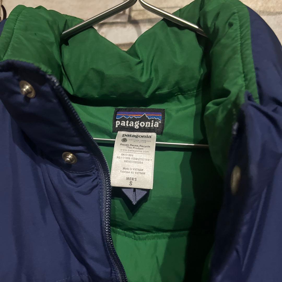 最終値下げpatagonia ダウンベスト ネイビー/グリーン
