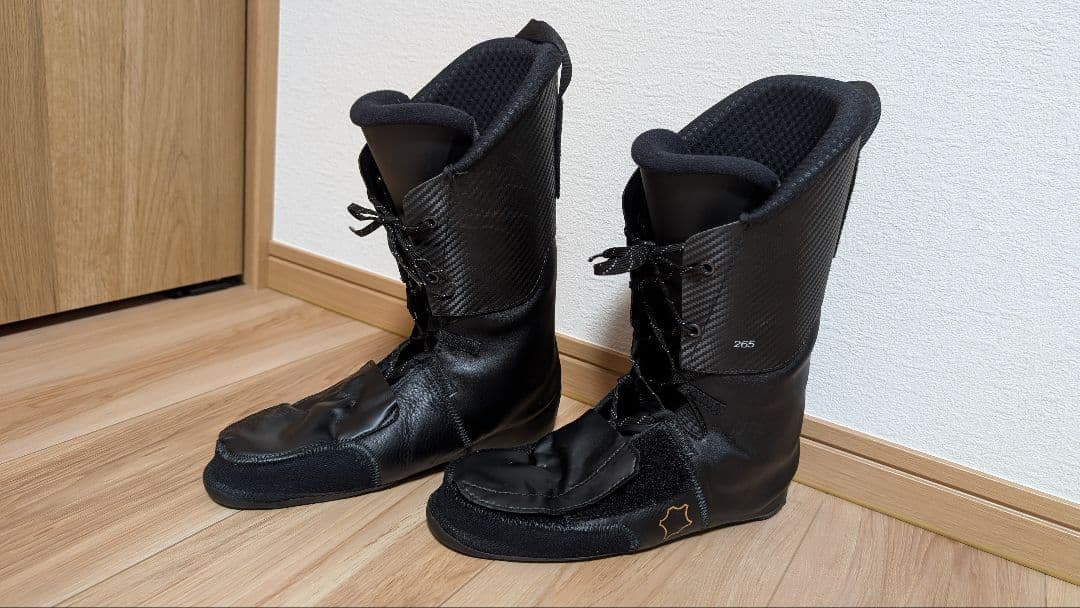 新品スキーインナーブーツ　FISCHER RC4 PODIUM　26.5cm