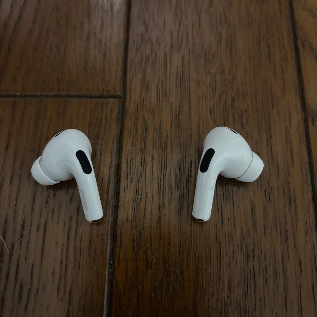 【美品】AirPodsPro（第2世代）Lightning端子　正規品