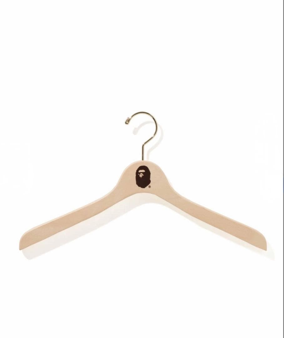 やま　A BATHING APE 木製ハンガー　エイプ　カモフラ