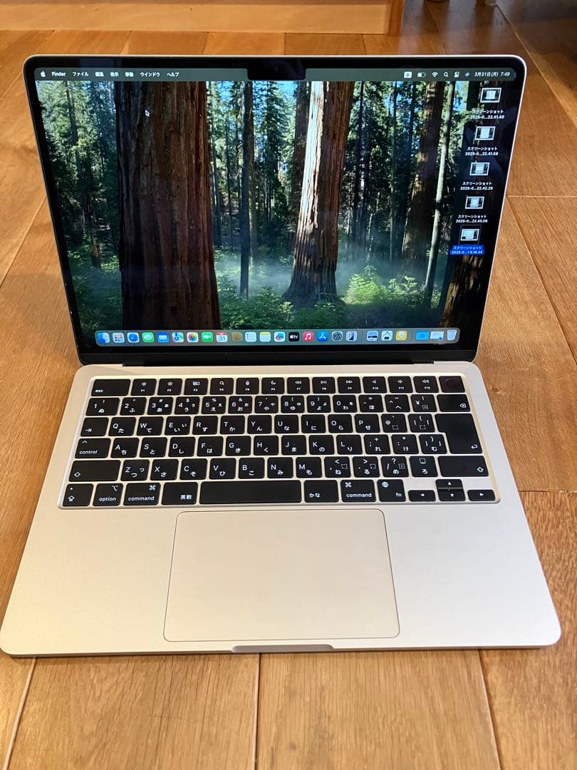 まめおに　MacBook 2022 air M2 スターライト