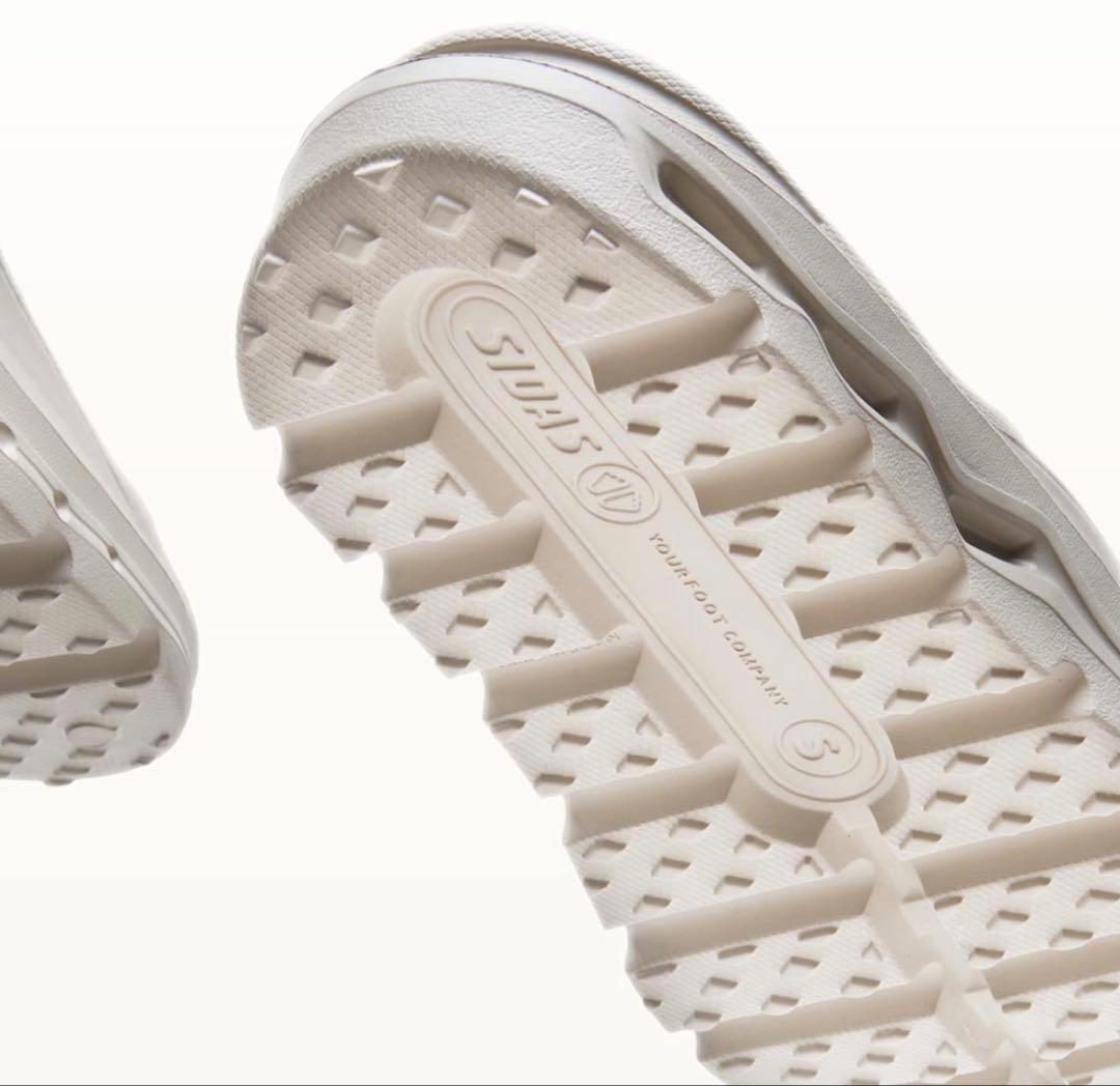 けんしろーさん専用　シダス リコラ Mサイズ （新品未使用）カラーGREIGE