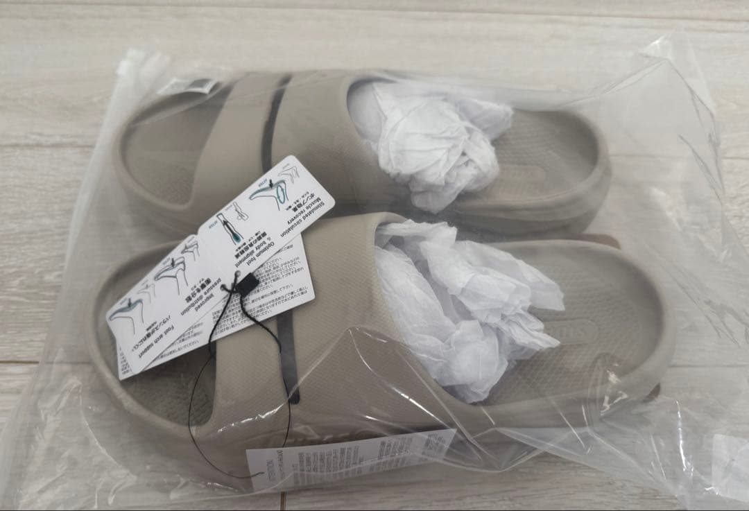 けんしろーさん専用　シダス リコラ Mサイズ （新品未使用）カラーGREIGE