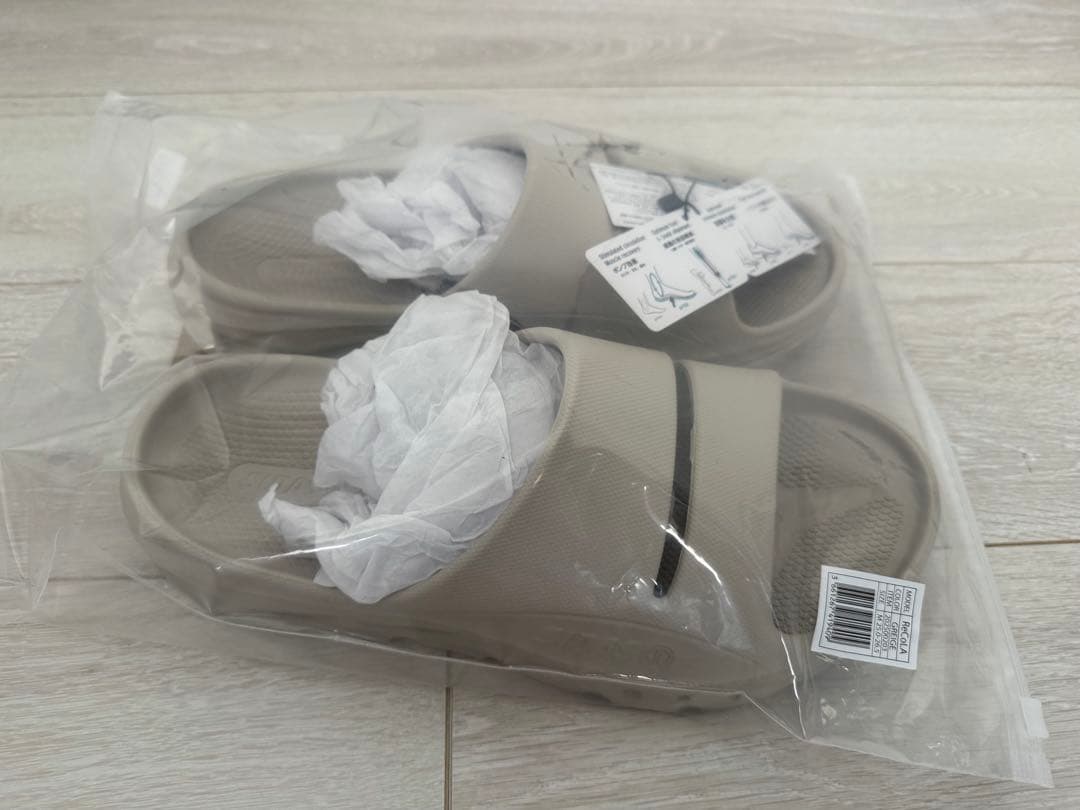 けんしろーさん専用　シダス リコラ Mサイズ （新品未使用）カラーGREIGE