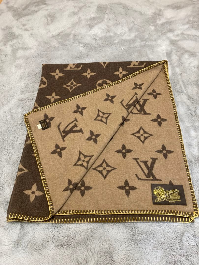 ☆ルイヴィトン☆ モノグラム　リバーシブルブランケット
