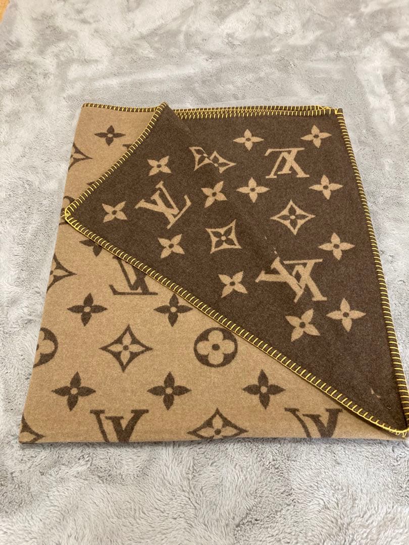 ☆ルイヴィトン☆ モノグラム　リバーシブルブランケット