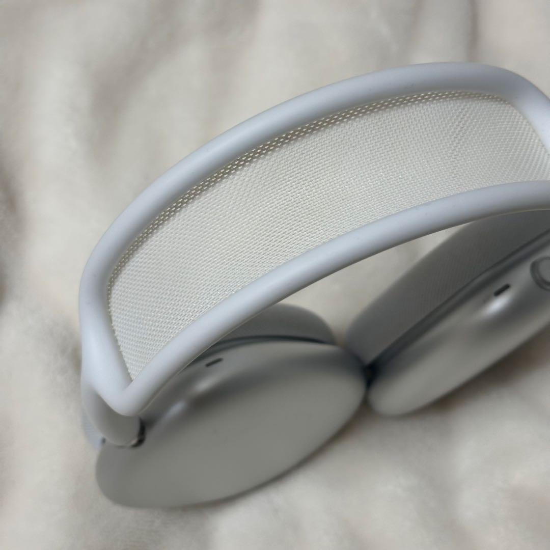 【美品】AirPods Max シルバー正規品付属ケース付きノイズキャンセリング