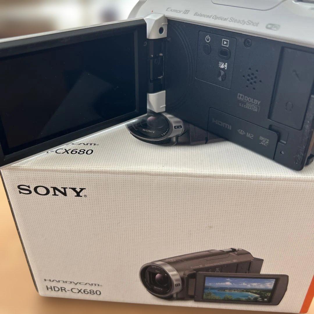 美品ソニー HDR-CX680 ハンディカムと別売り部品他ケースあり