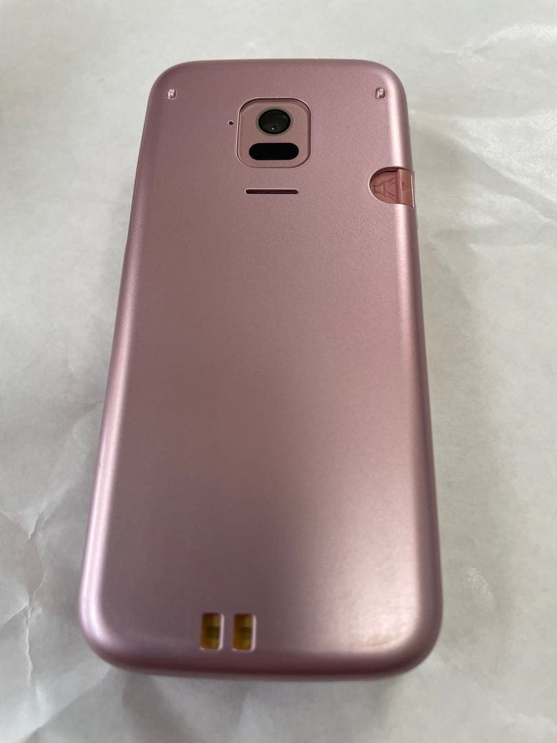 美品　docomo f-01m ピンク らくらくホン　本体 充電器付き　ドコモ