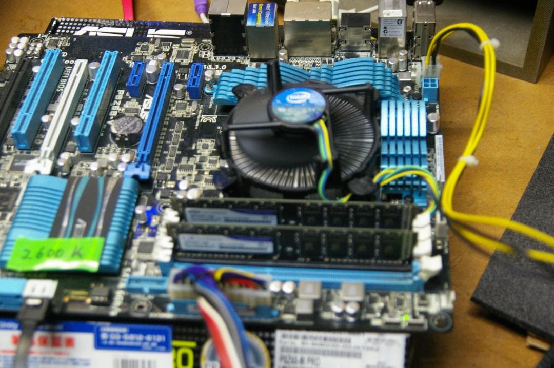 ASUS/P8Z68-V +i7-2600K+120GB/SSD/8GBメモリー