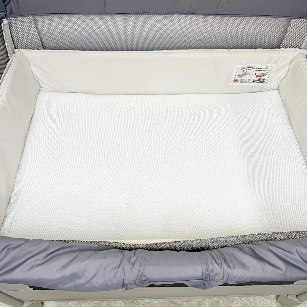 美品 Aprica ココネルエアーAB ベビーベッド 折りたたみ グレーベア