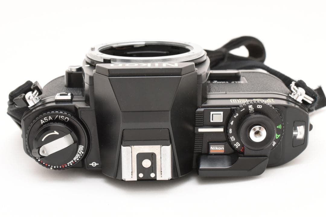 美品　ニコン FG-20 ブラック フィルムカメラ　モルト新品交換済 M554