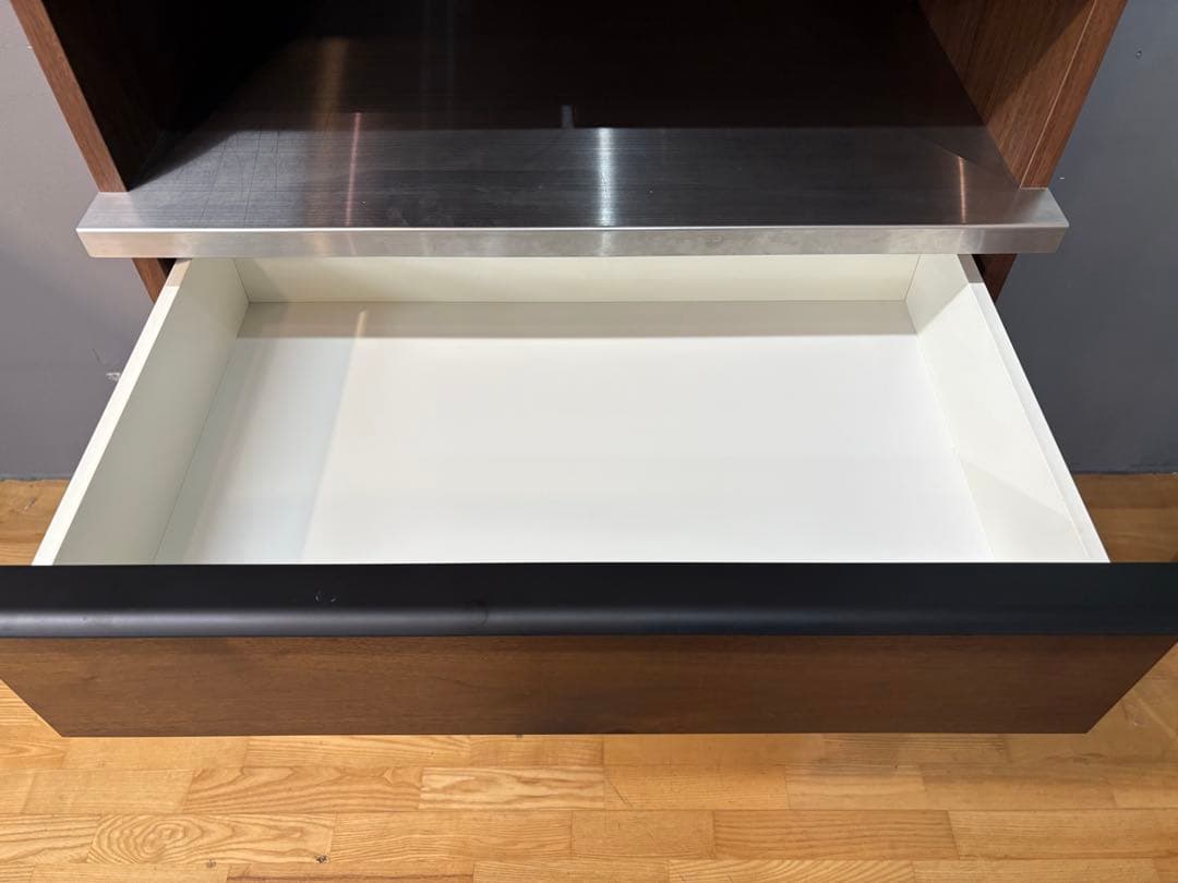 M048　関具製　高級食器棚　レンジボード　カップボード　幅700ｍｍ