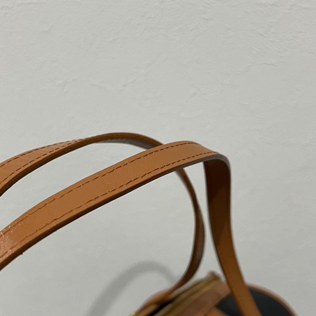 未使用 イヴ・サンローラン 円筒形ハンドバッグ ヴィンテージ