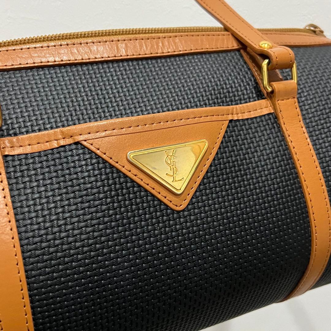 未使用 イヴ・サンローラン 円筒形ハンドバッグ ヴィンテージ