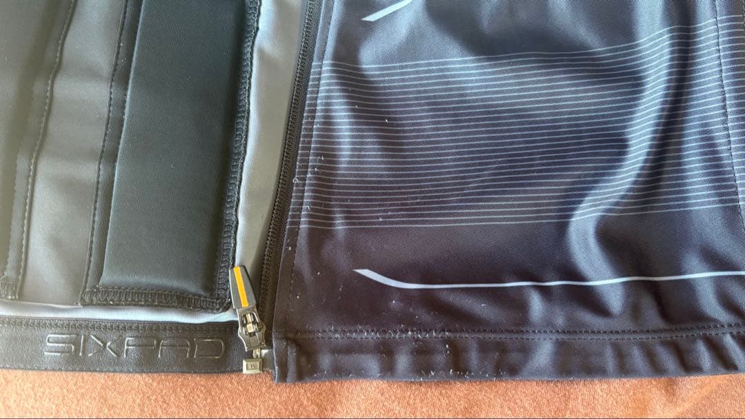 SIXPAD Powersuit Lite Abs パワースーツライトアブズ　M