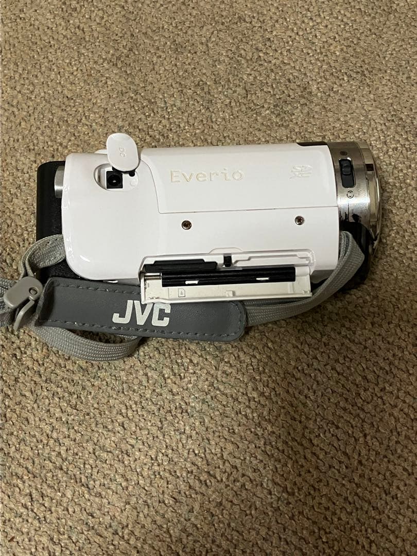 JVC ビデオカメラ Everio GZ-E265 SDカード、予備バッテリー付