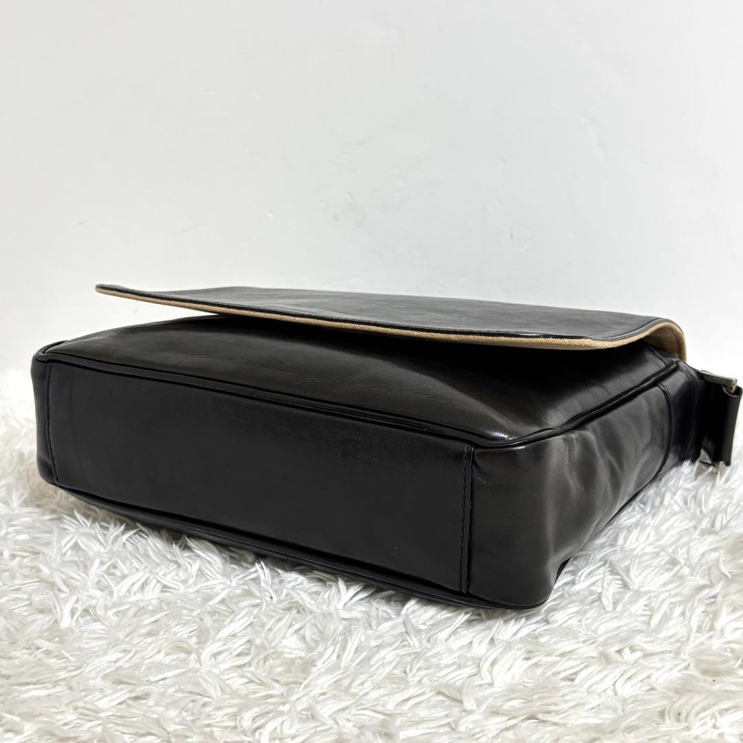 【美品】 ココマイスター マットーネ マルチショルダー レザー ショルダーバッグ