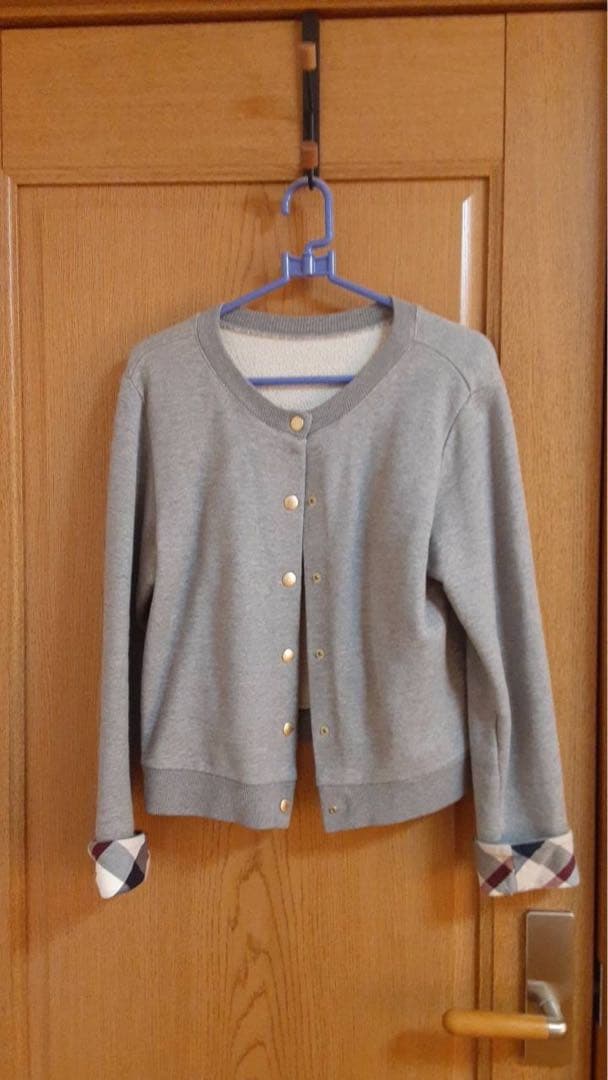 美品BLUE LABEL CRESTBRIDGE カーディガン グレー