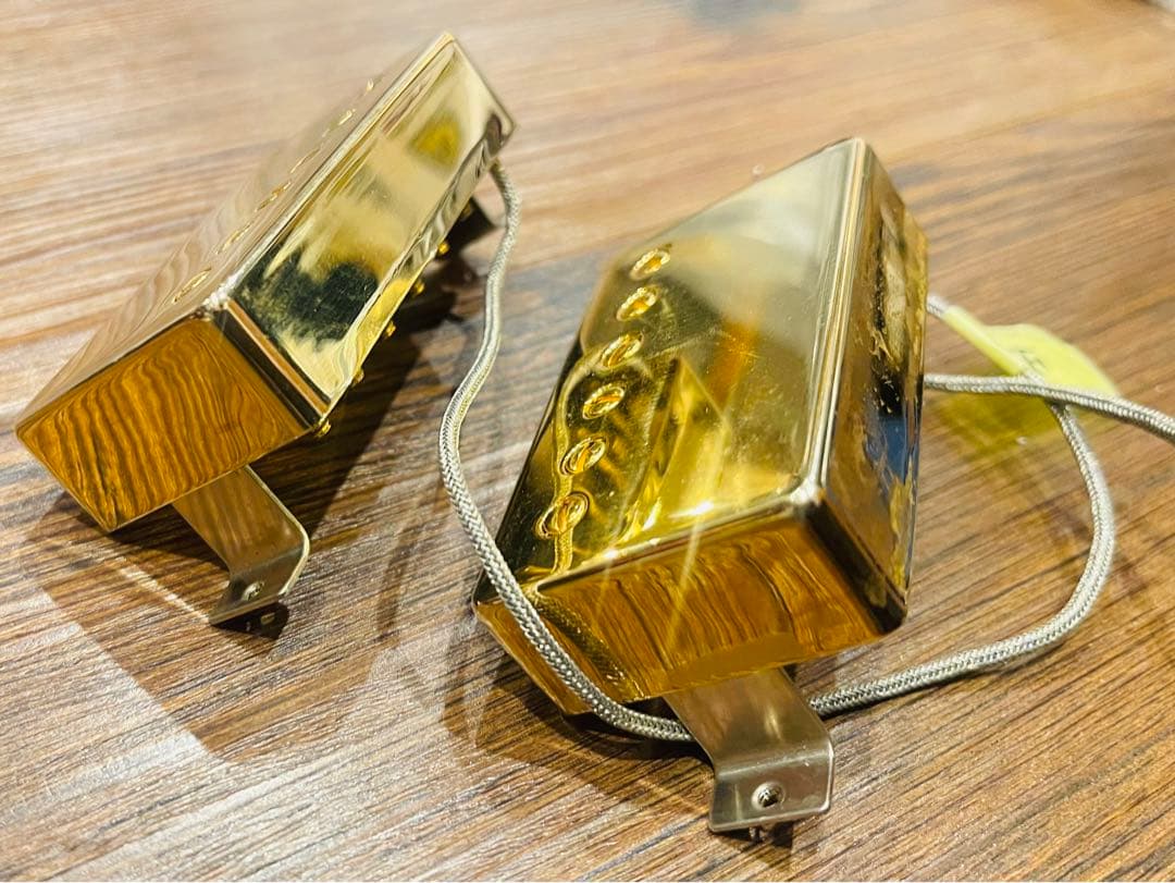 Gibson Custom Shop【Custom Bucker】Gold