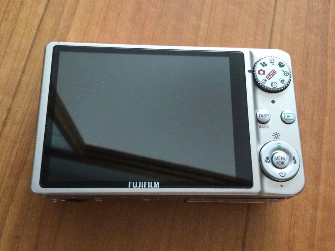 ✳︎FUJIFILM フジフィルム　FINEPIX J250 デジタルカメラ✳︎