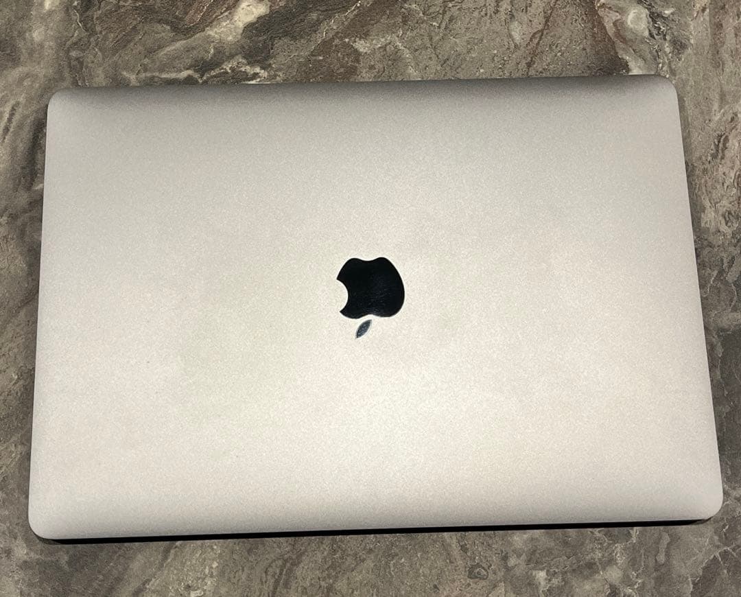 MacBook Air M1 メモリ8GB ストレージ256GB シルバー