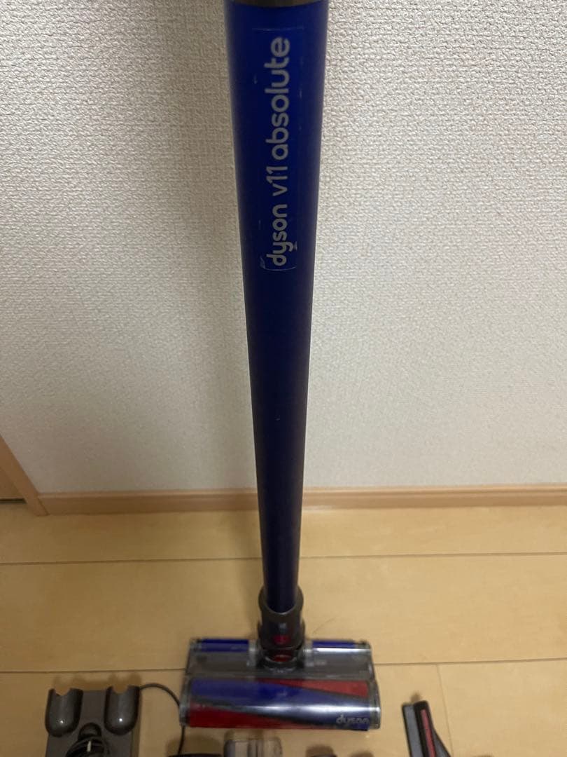 【美品)Dyson コードレスクリーナー V11 sv14エコーモード64分