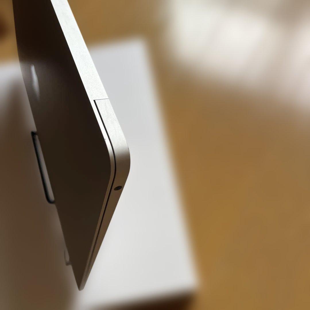 MacBook本体 Apple MacBook Air M1 (2020 )13 8GB 256GB