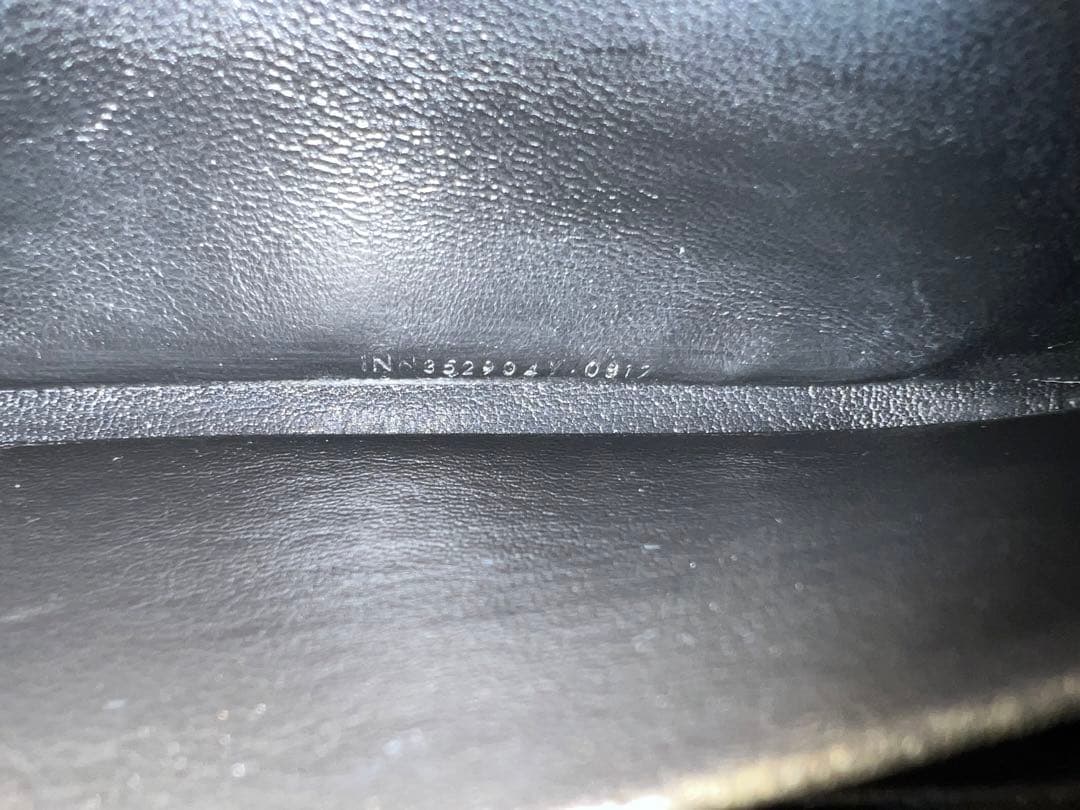 イヴ・サンローラン ラウンドファスナー 長財布 ウォレット ブラック