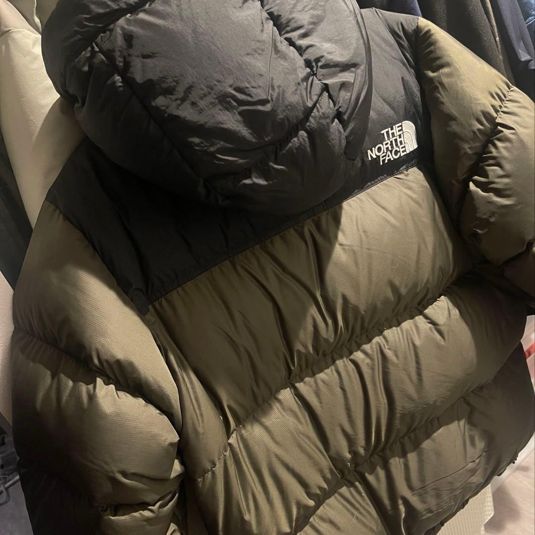 ノースフェイス ヌプシフーディー　ダウンジャケット