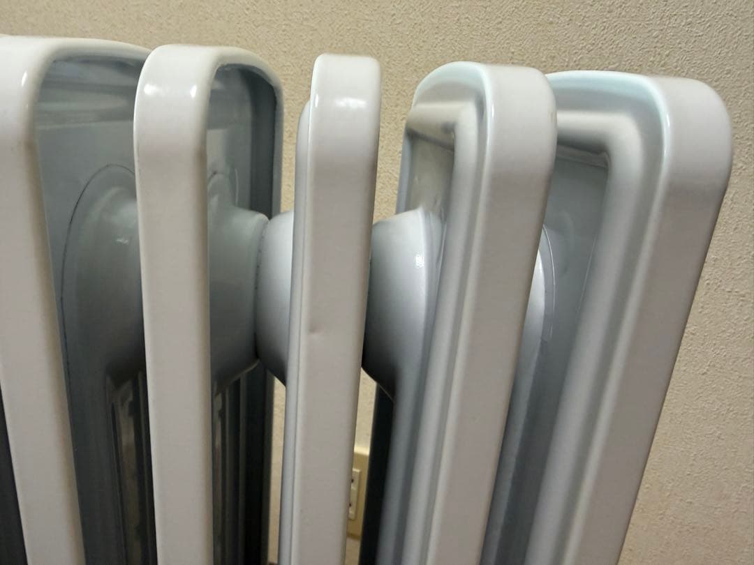 デロンギ アミカルド オイルヒーター ECOモード RHJ35M1015-LG