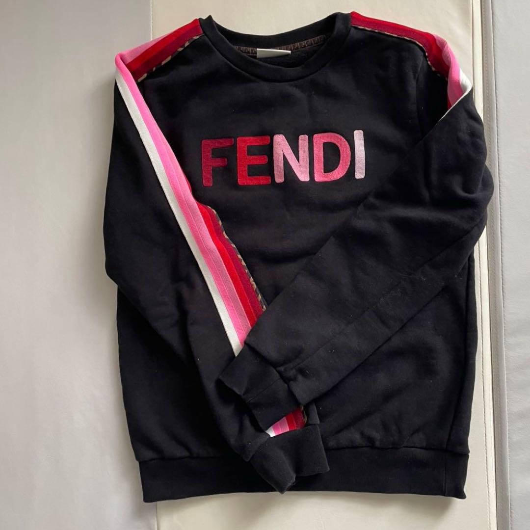 FENDI フェンディ　キッズ　トレーナー　スウェット